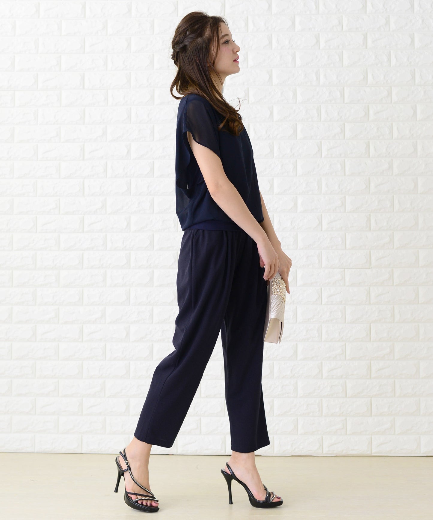 シフォンフリル袖クルーネックシンプルセットアップ・パンツドレス