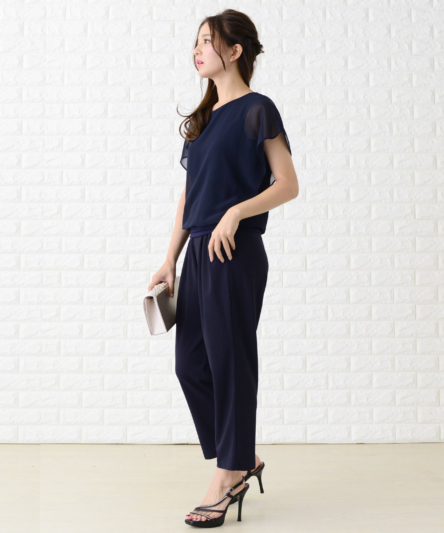 シフォンフリル袖クルーネックシンプルセットアップ・パンツドレス