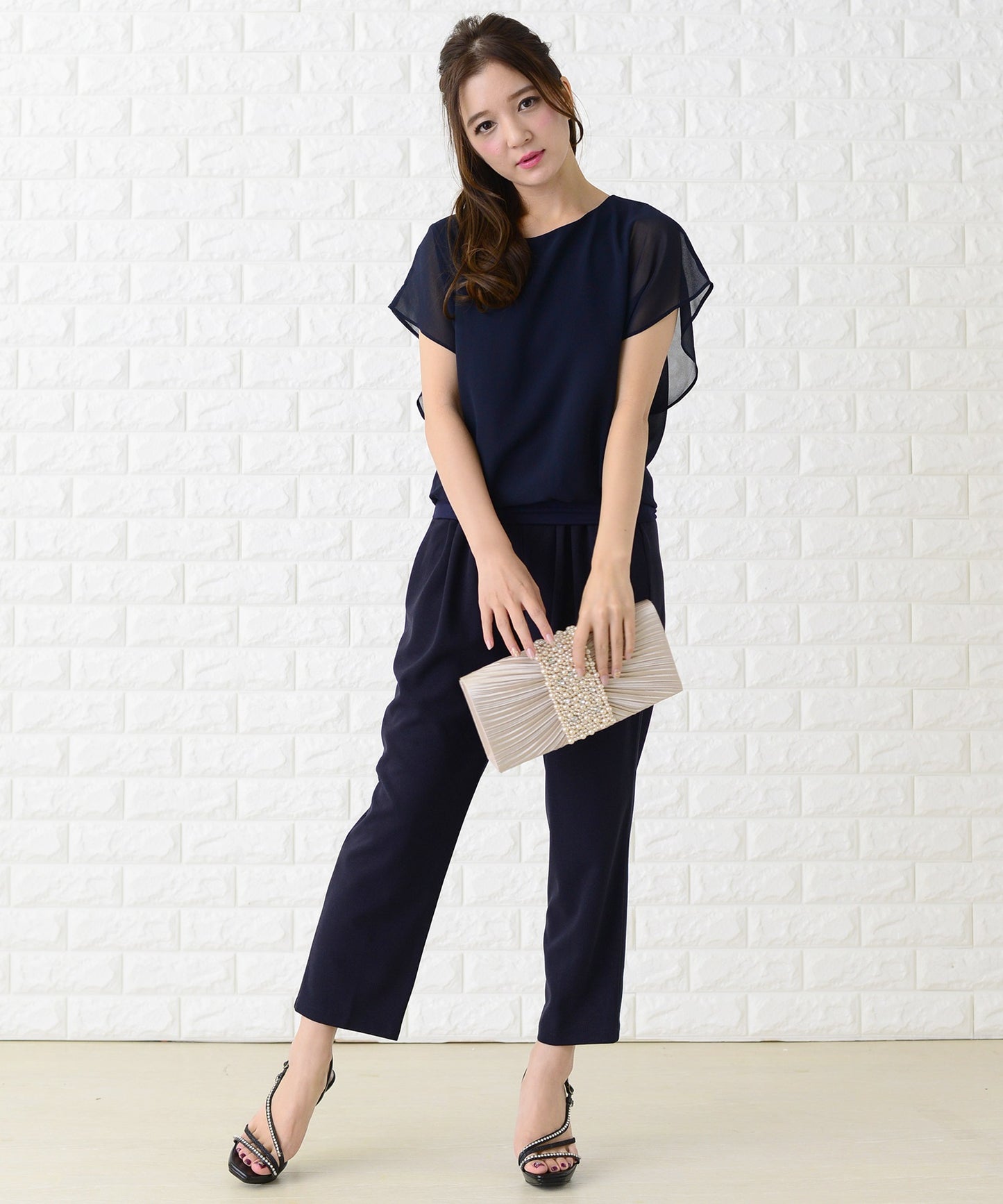 シフォンフリル袖クルーネックシンプルセットアップ・パンツドレス