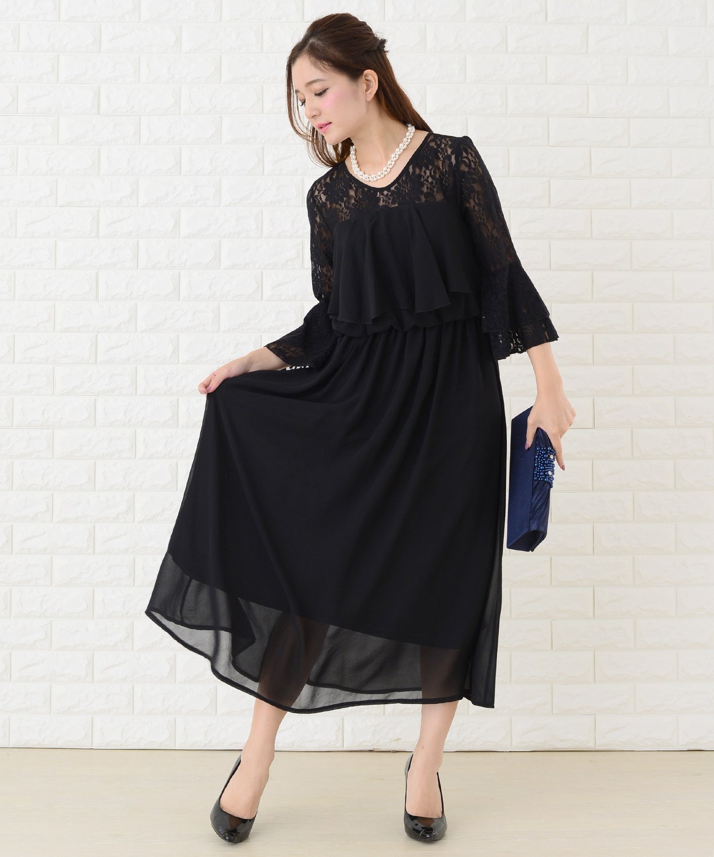 シフォン胸元プリーツロングワンピース・ドレス
