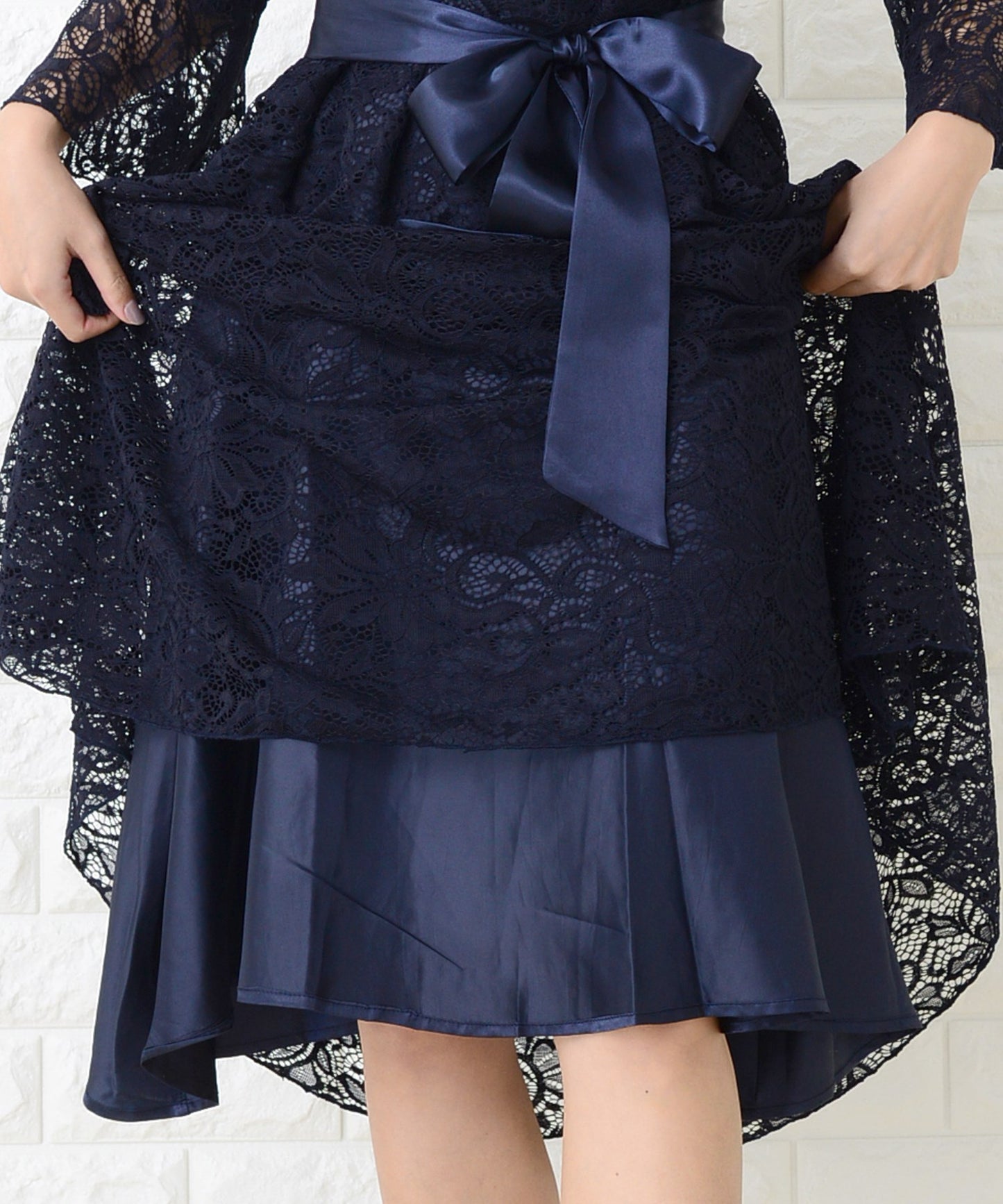 ウエストリボン付き総レースAラインワンピース・ドレス