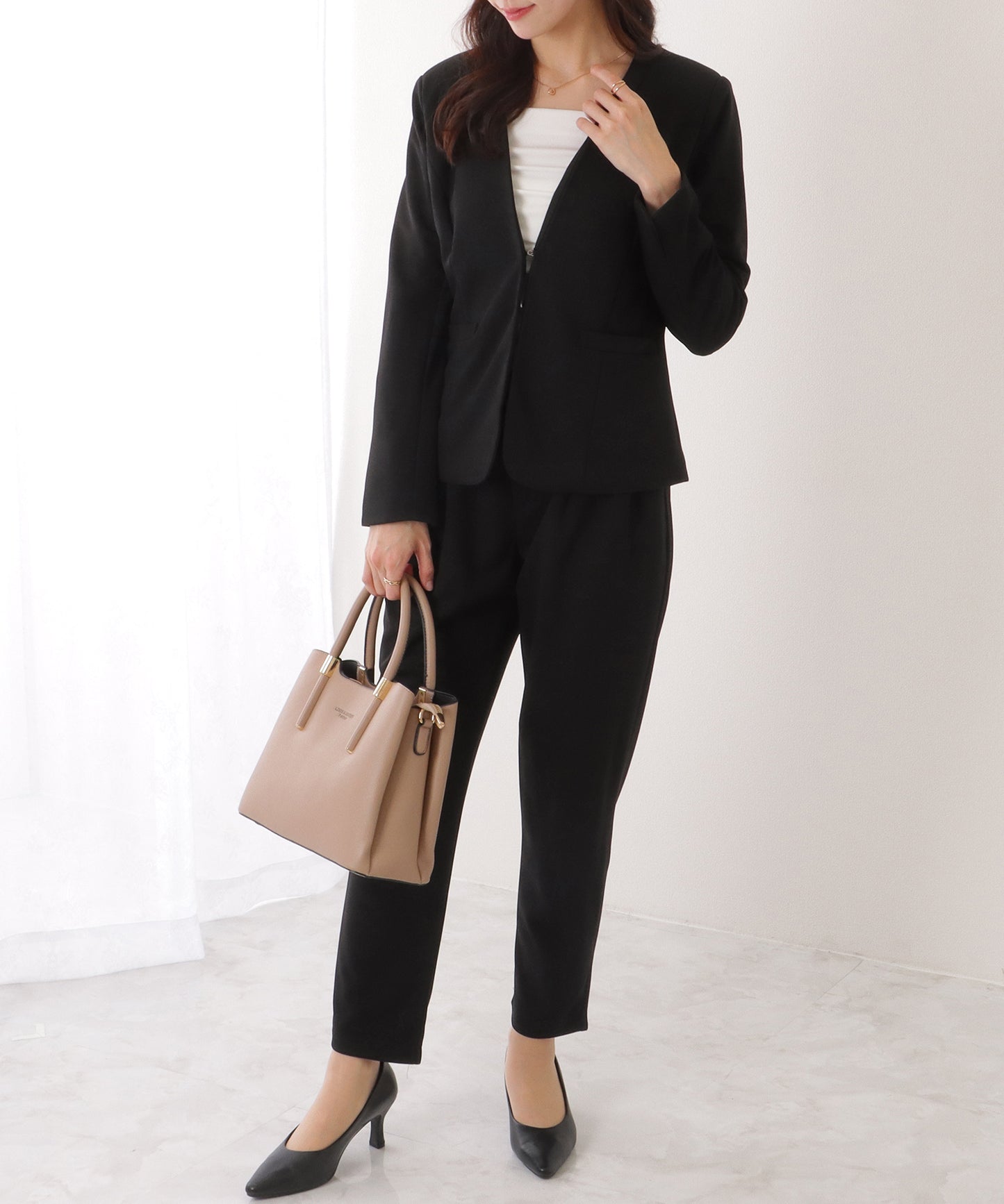 フロント ホック ノーカラー スーツ セットアップ