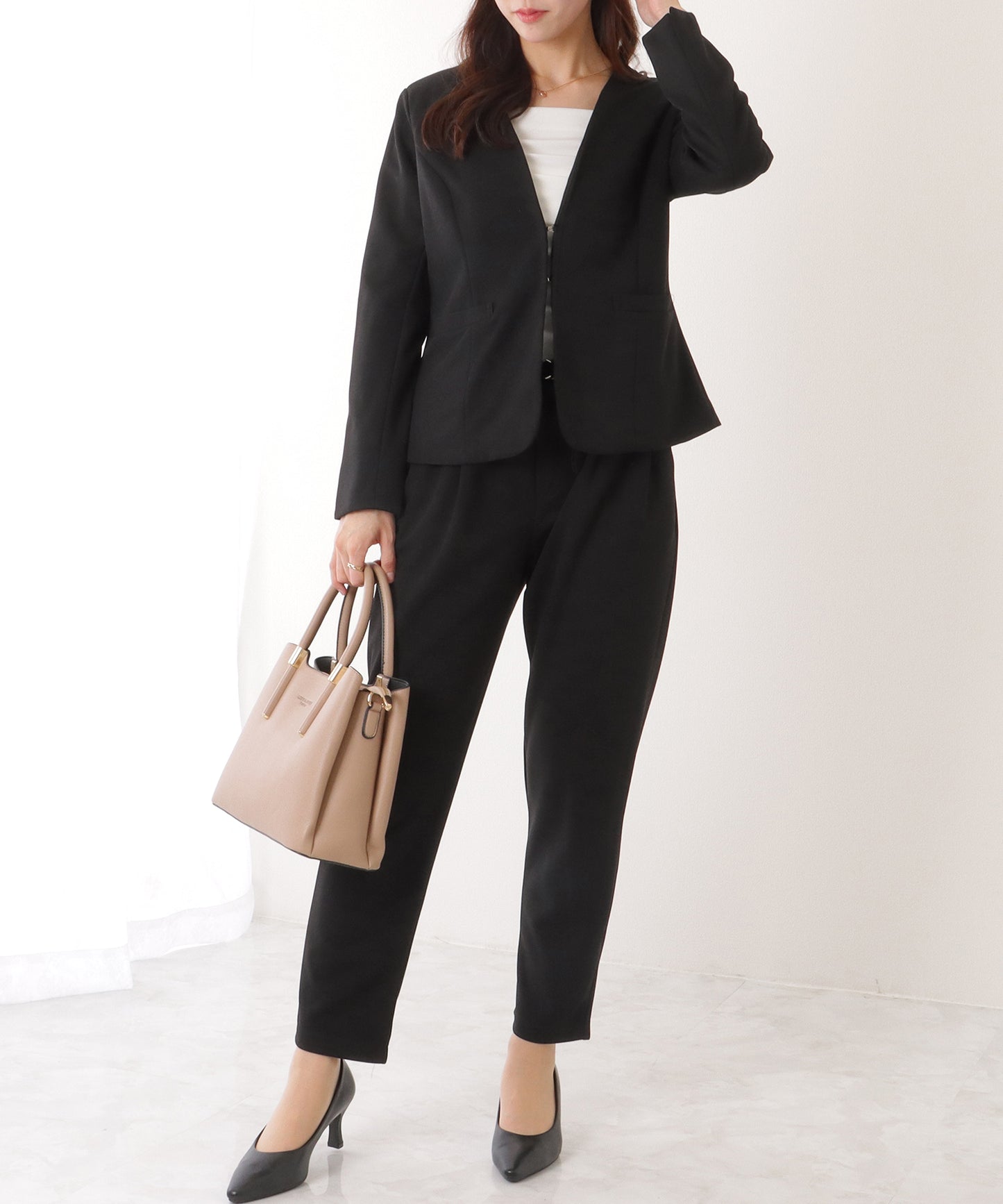 フロント ホック ノーカラー スーツ セットアップ