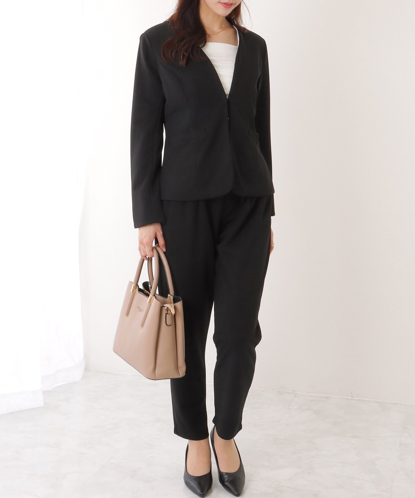 フロント ホック ノーカラー スーツ セットアップ