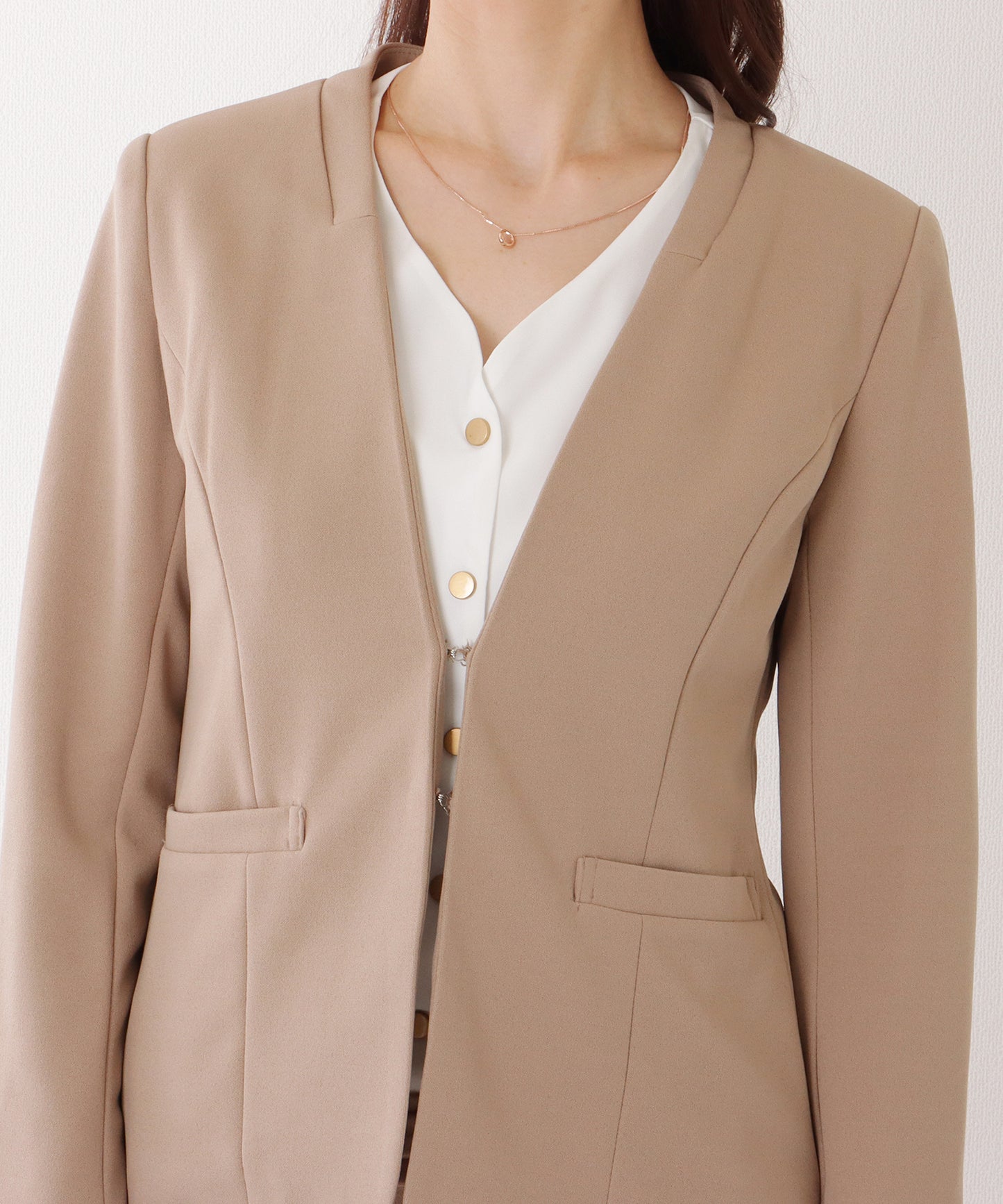 フロント ホック ノーカラー スーツ セットアップ