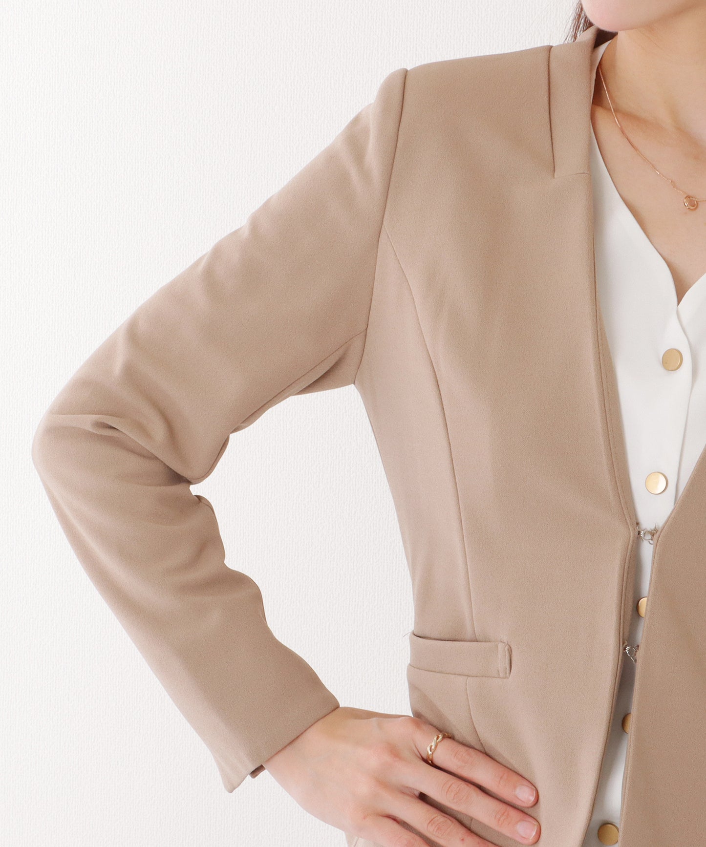 フロント ホック ノーカラー スーツ セットアップ