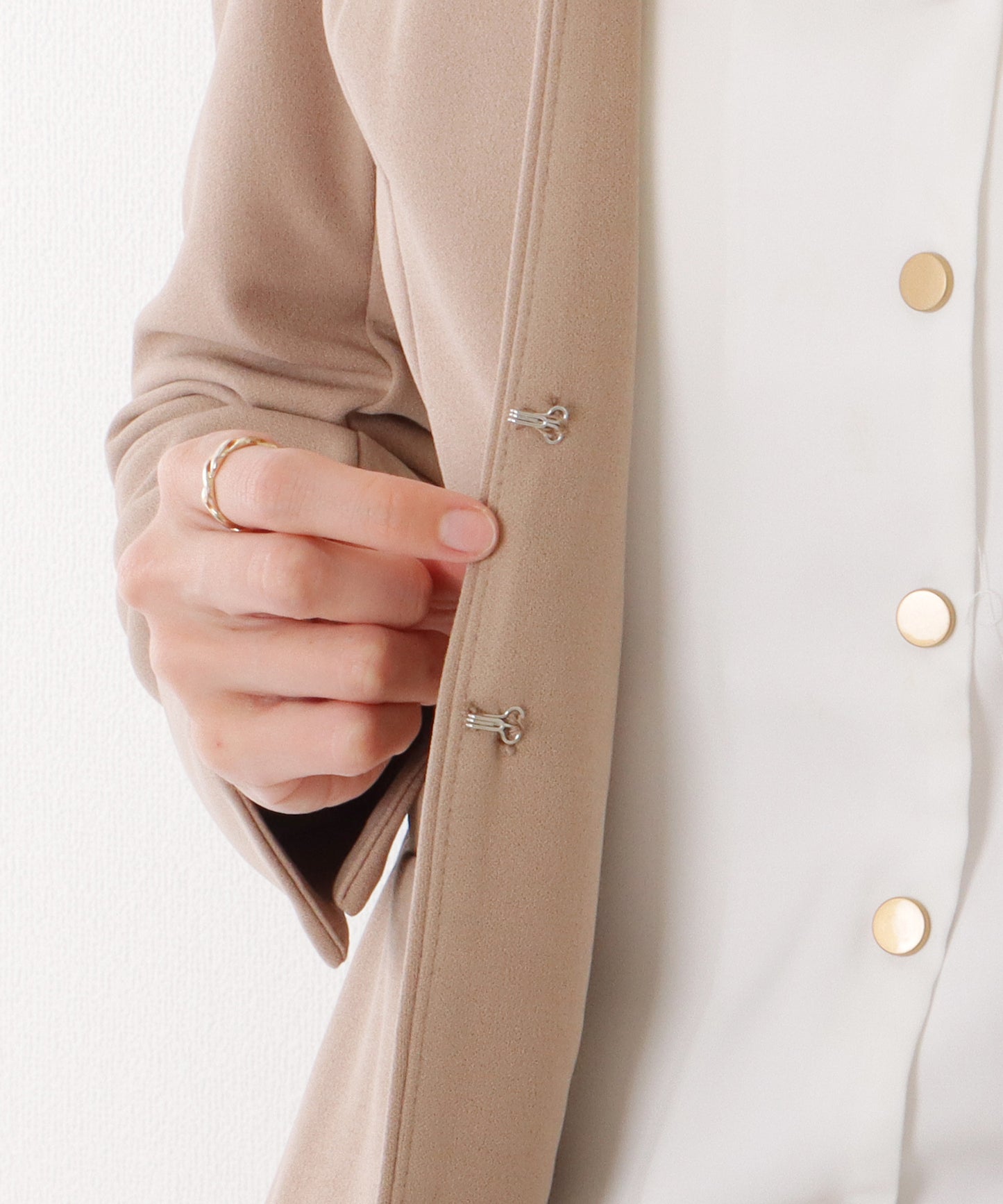 フロント ホック ノーカラー スーツ セットアップ