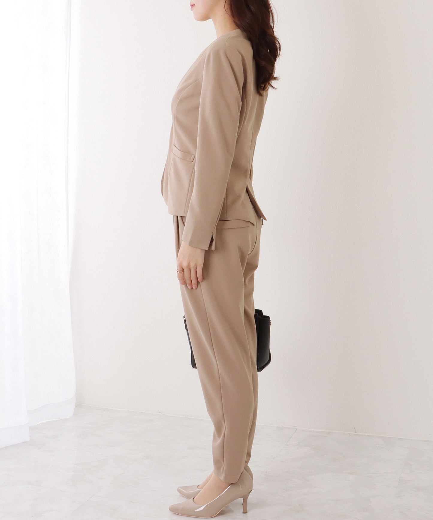 フロント ホック ノーカラー スーツ セットアップ
