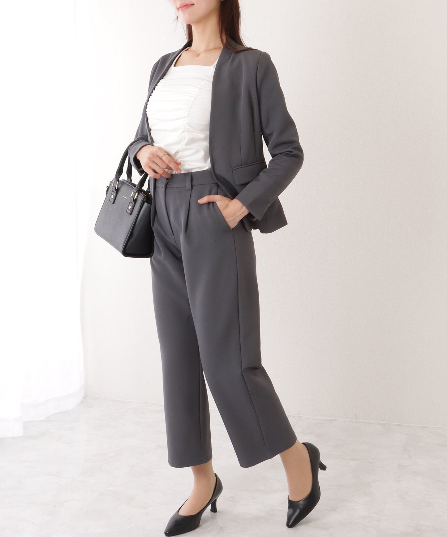 ノーカラー タック パンツ スーツ セットアップ