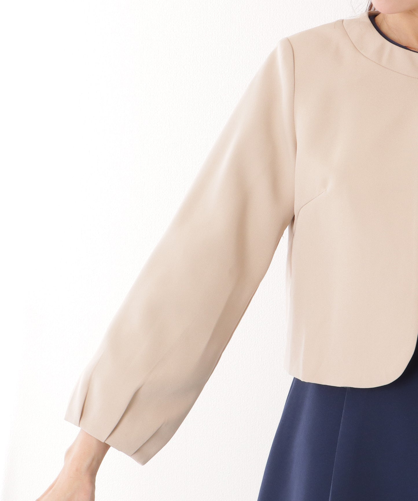 ノーカラー ジャケット付き キーネック Aライン ワンピース