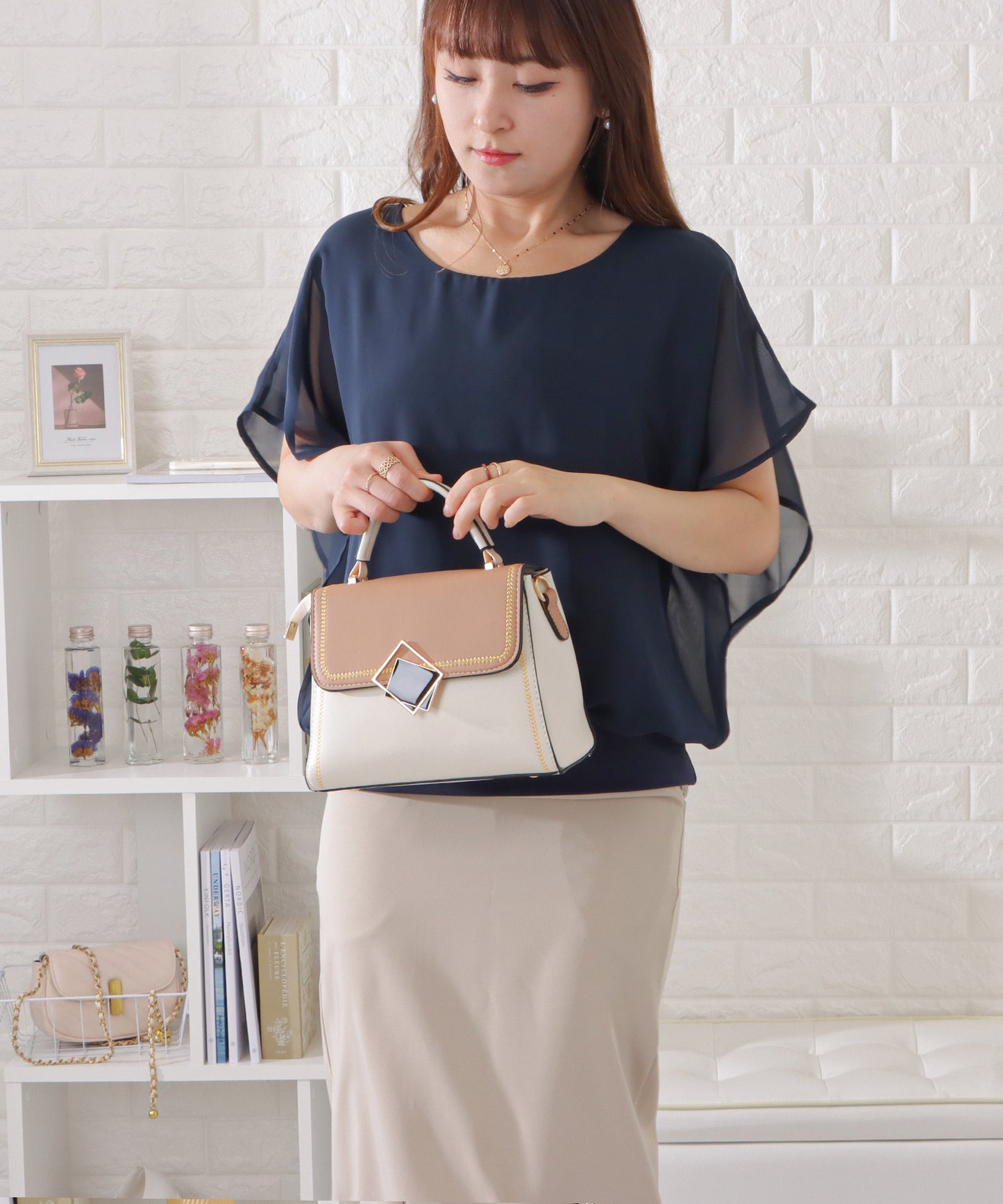 フリル半袖シフォンブラウス