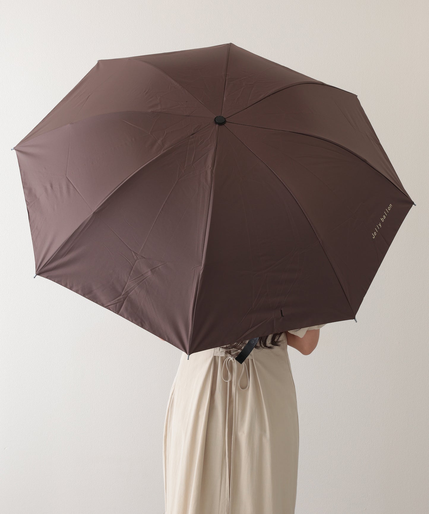 晴雨兼用 ソリッドカラー アルファベット ロゴ付き 折りたたみ傘