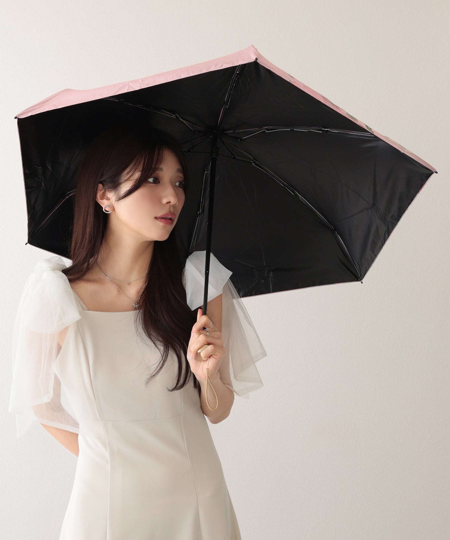 晴雨兼用 ペイント風 ボタニカル柄 遮光 折りたたみ傘