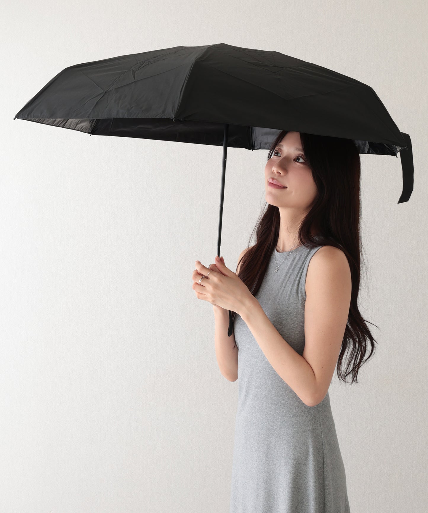 ソリッドカラー 晴雨兼用 ベーシック コンパクト 折りたたみ傘