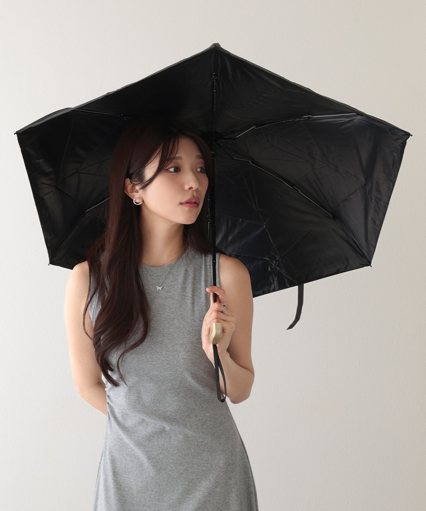 ソリッドカラー 晴雨兼用 ベーシック コンパクト 折りたたみ傘