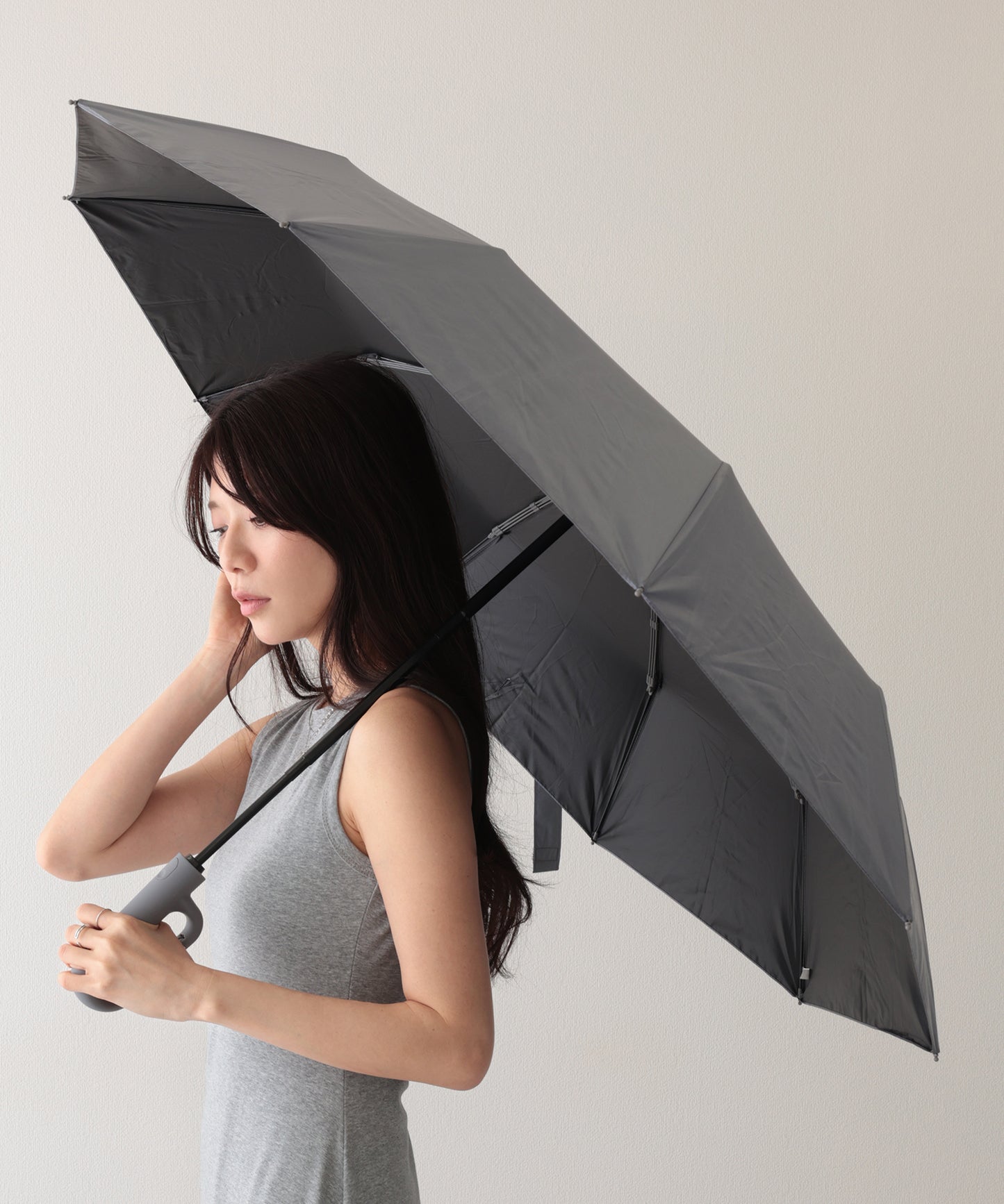 晴雨兼用 ソリッドカラー バックル ハンドル 折りたたみ傘