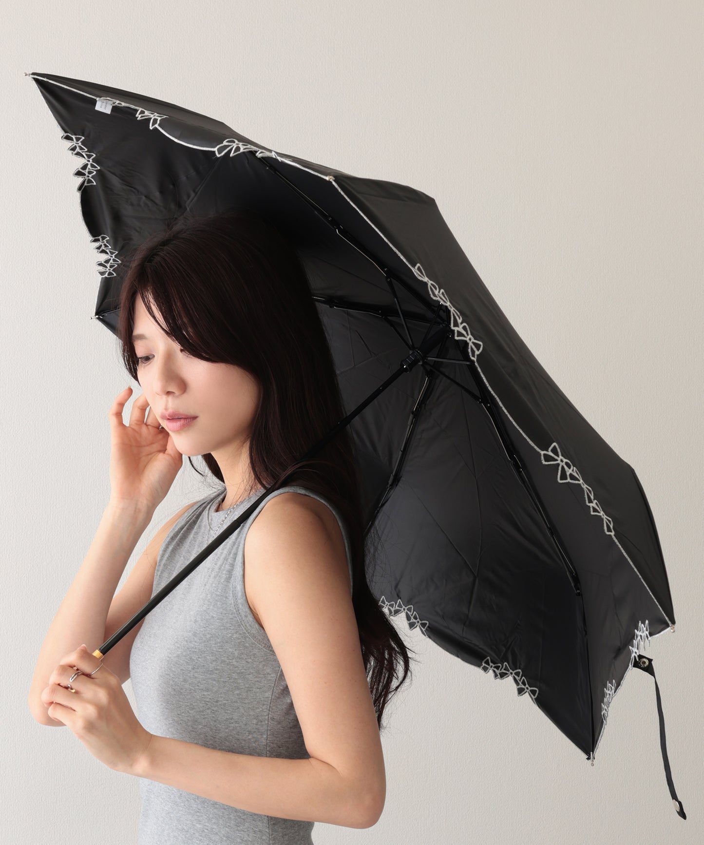 晴雨兼用 配色 リボン フレーム 折りたたみ傘
