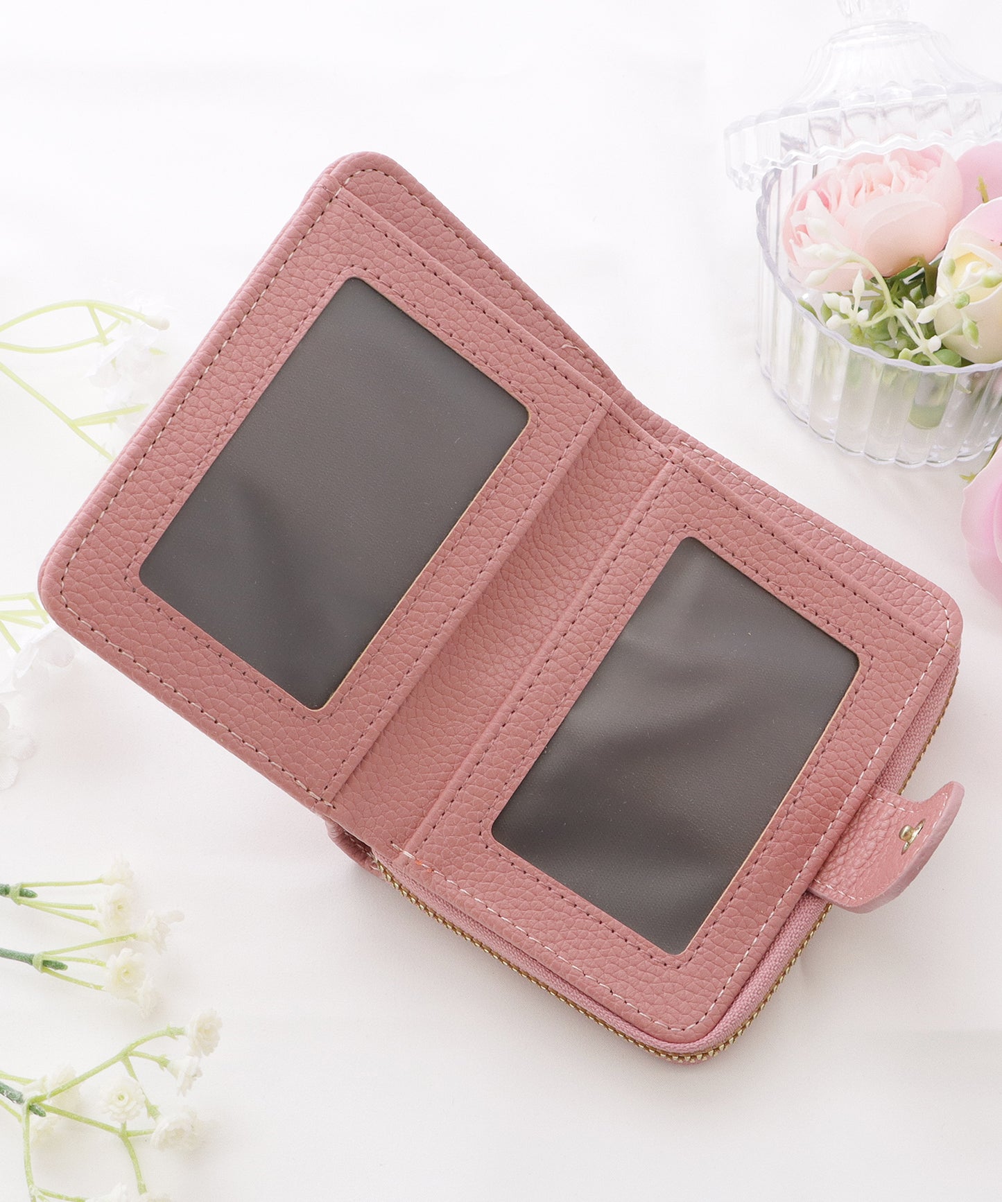 レザー調コンパクトカードケース