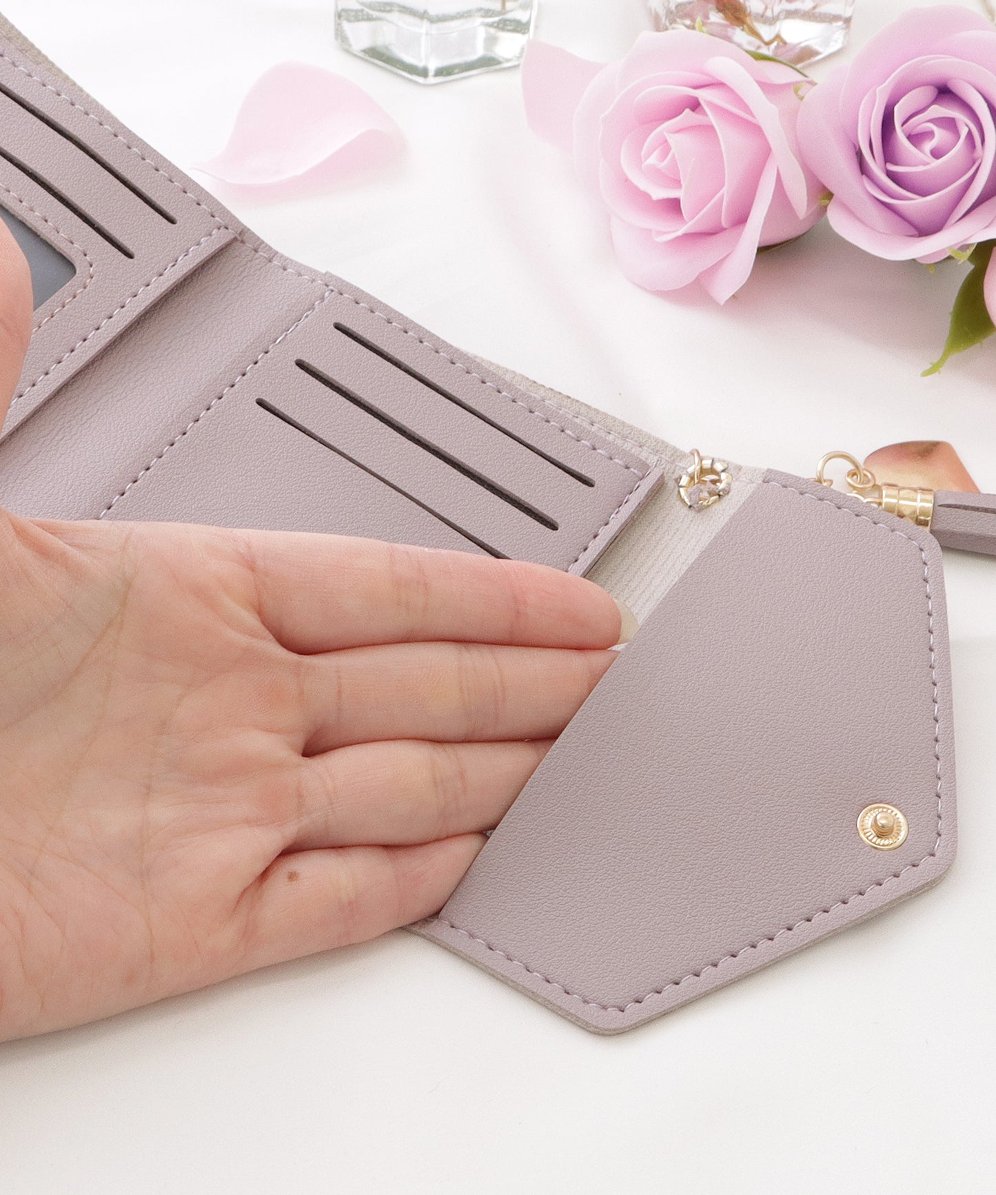 タッセルチャームレザー調コンパクトカードケース