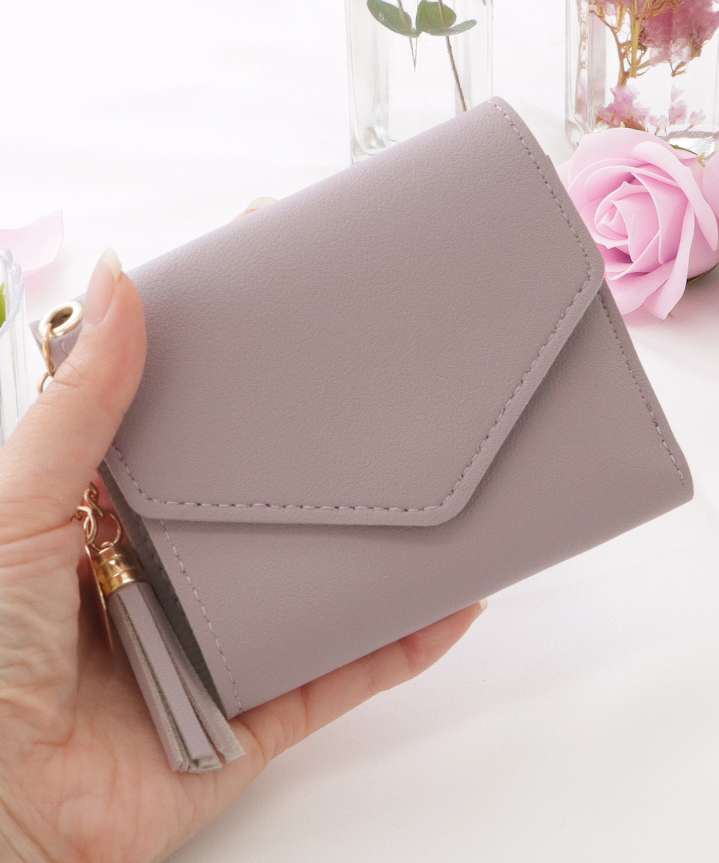 タッセルチャームレザー調コンパクトカードケース