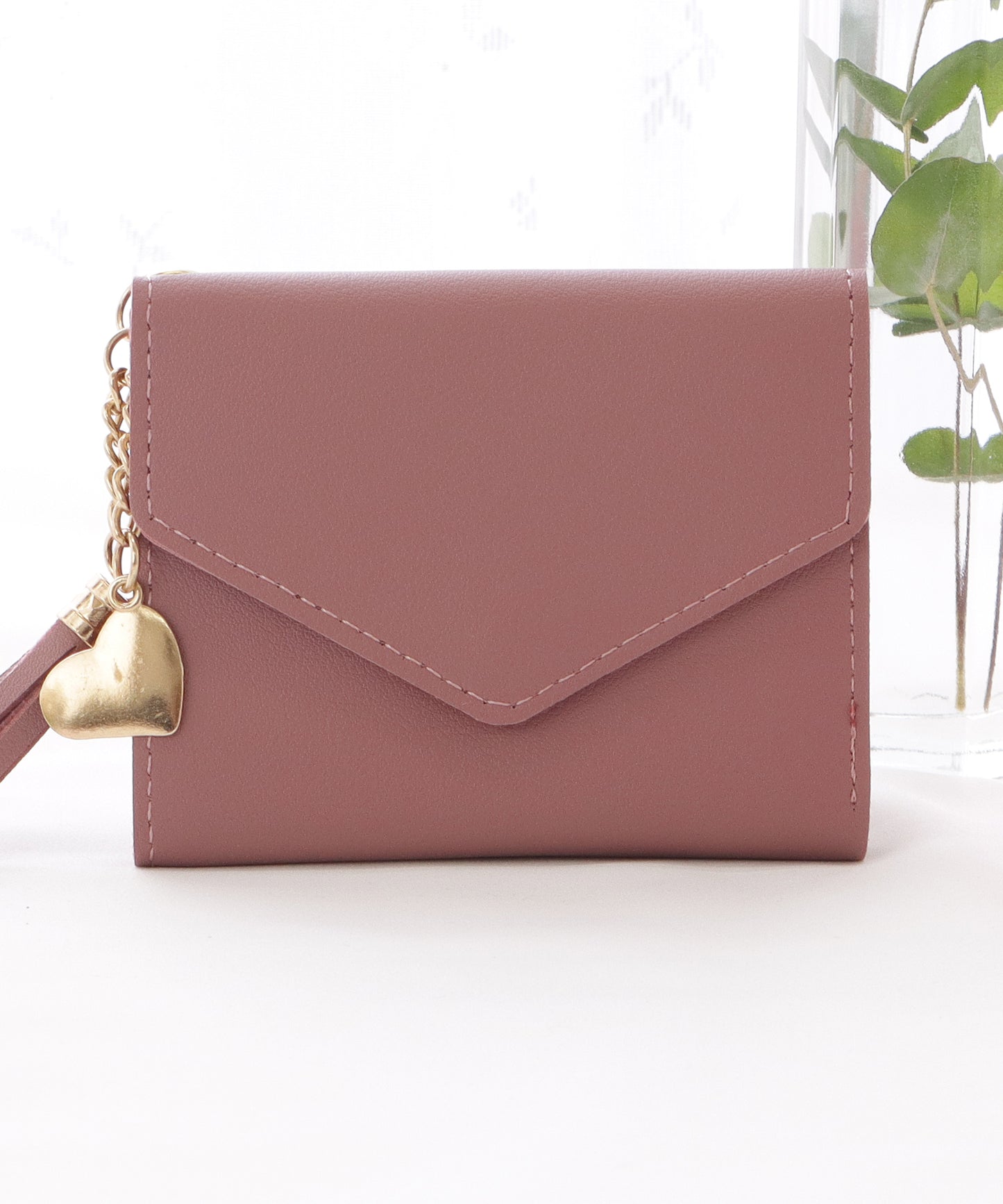 タッセルチャームレザー調コンパクトカードケース