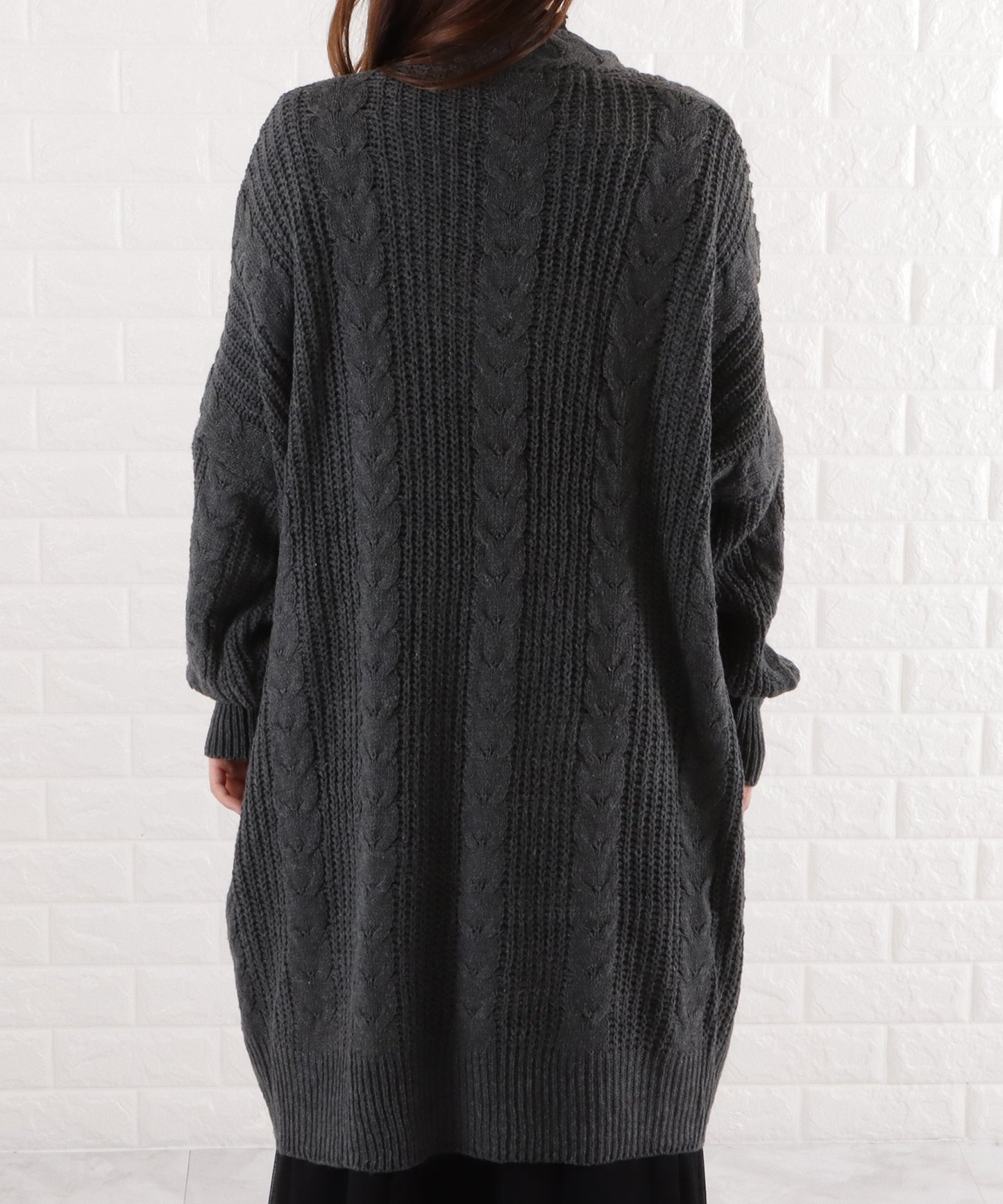 ケーブルニットロングカーディガン