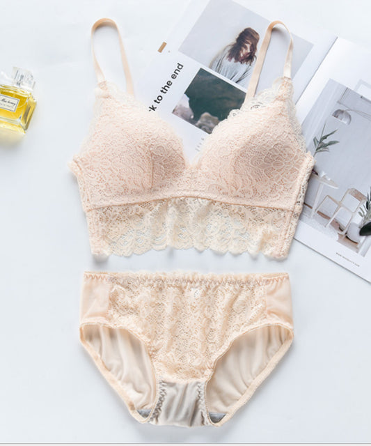 ノンワイヤーカップ付きビスチェ ブラ&ショーツ2点セット
