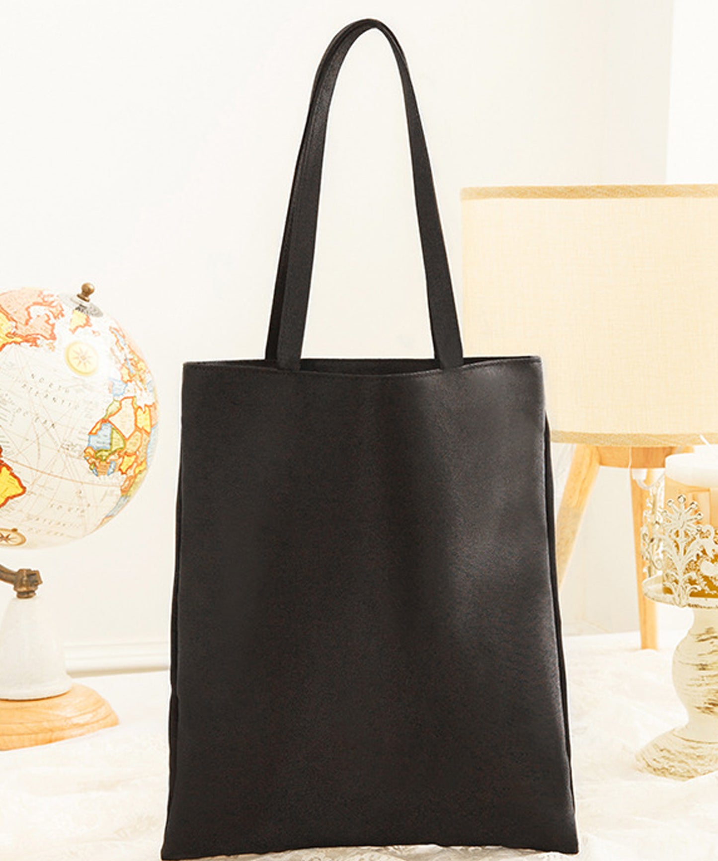 タック付きサテンパーティーバッグ