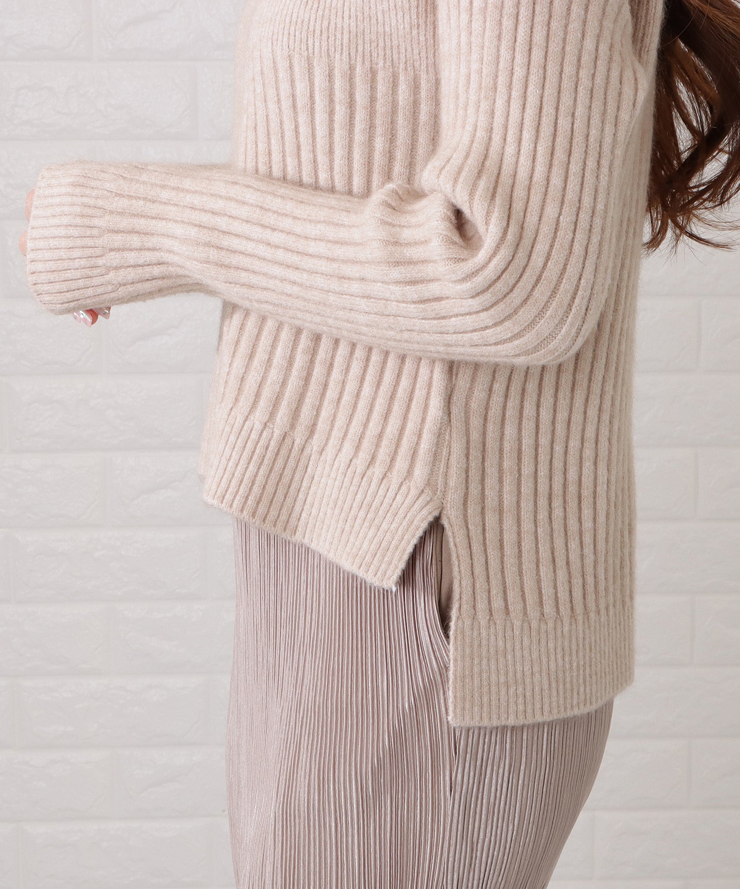 ハイネックリブニットセーター