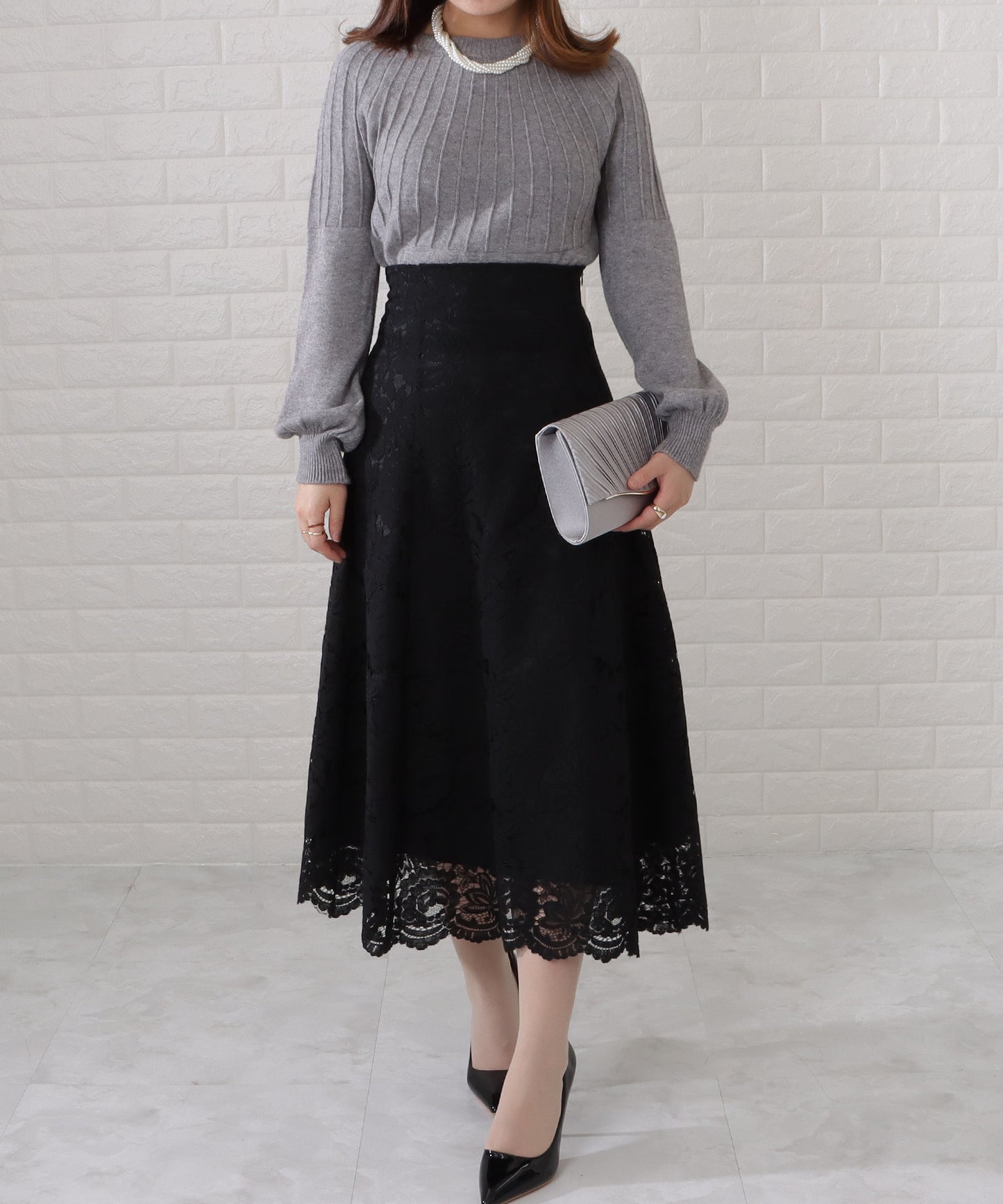 タック切替クルーネックニット