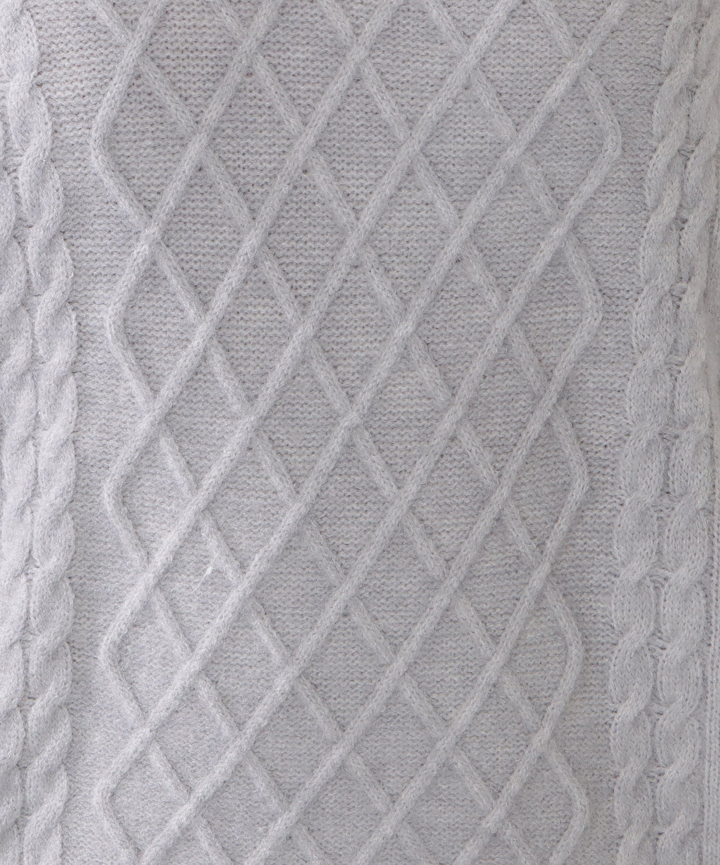 オーバーサイズケーブルニットプルオーバー