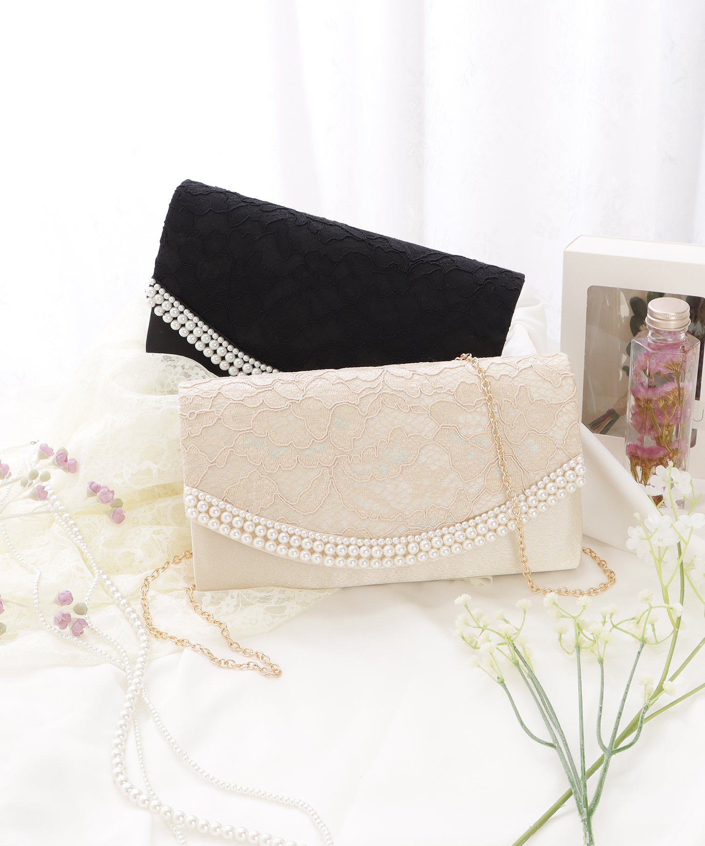 パールフレームケミカルレースクラッチバッグ