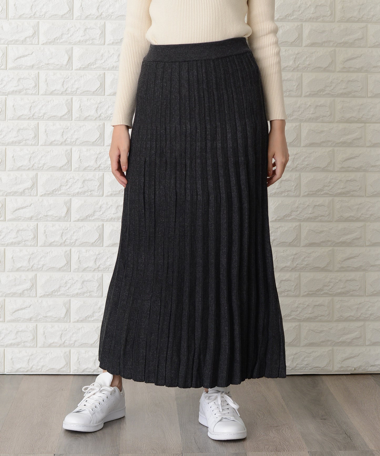 ニットプリーツロングスカート