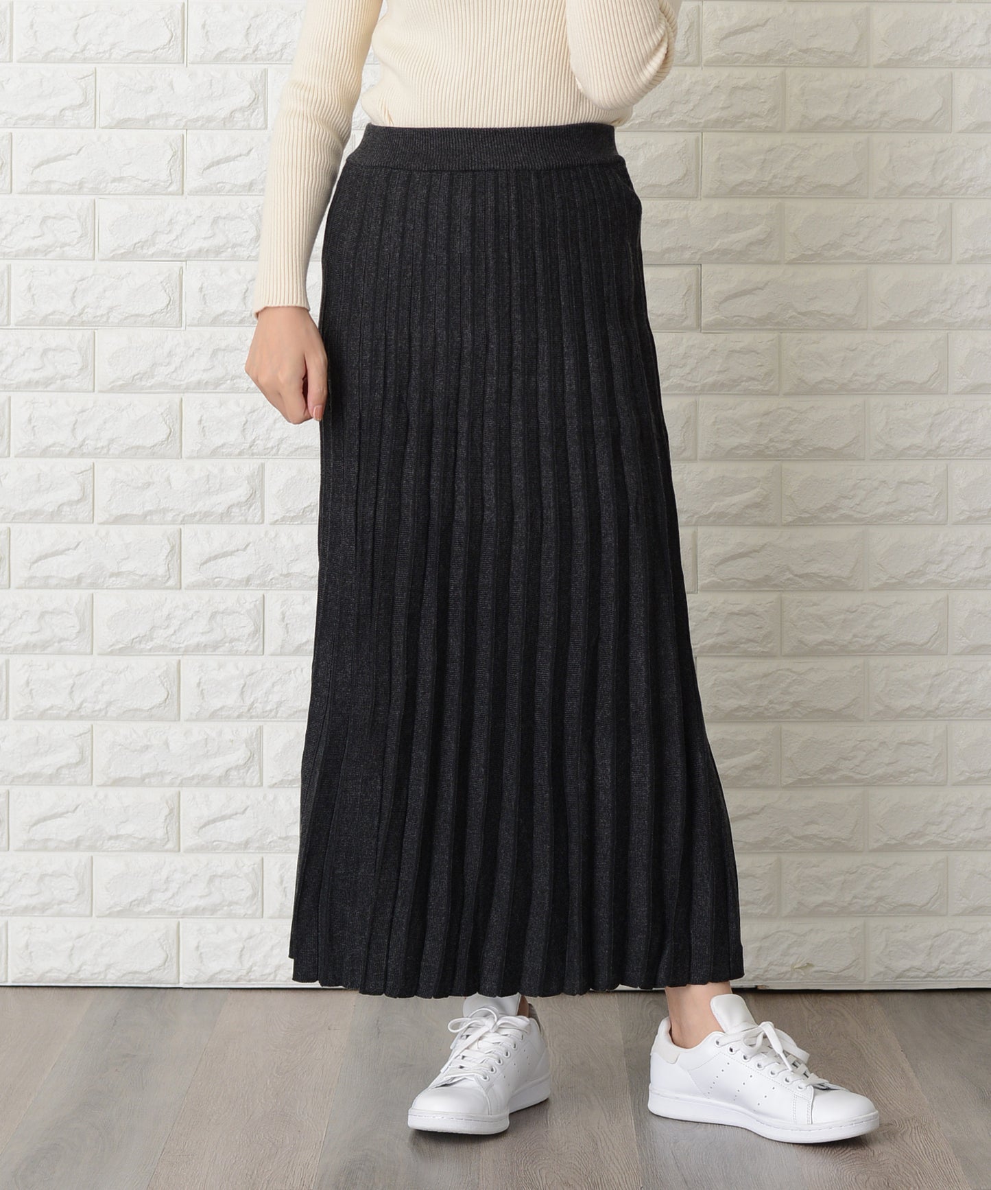 ニットプリーツロングスカート