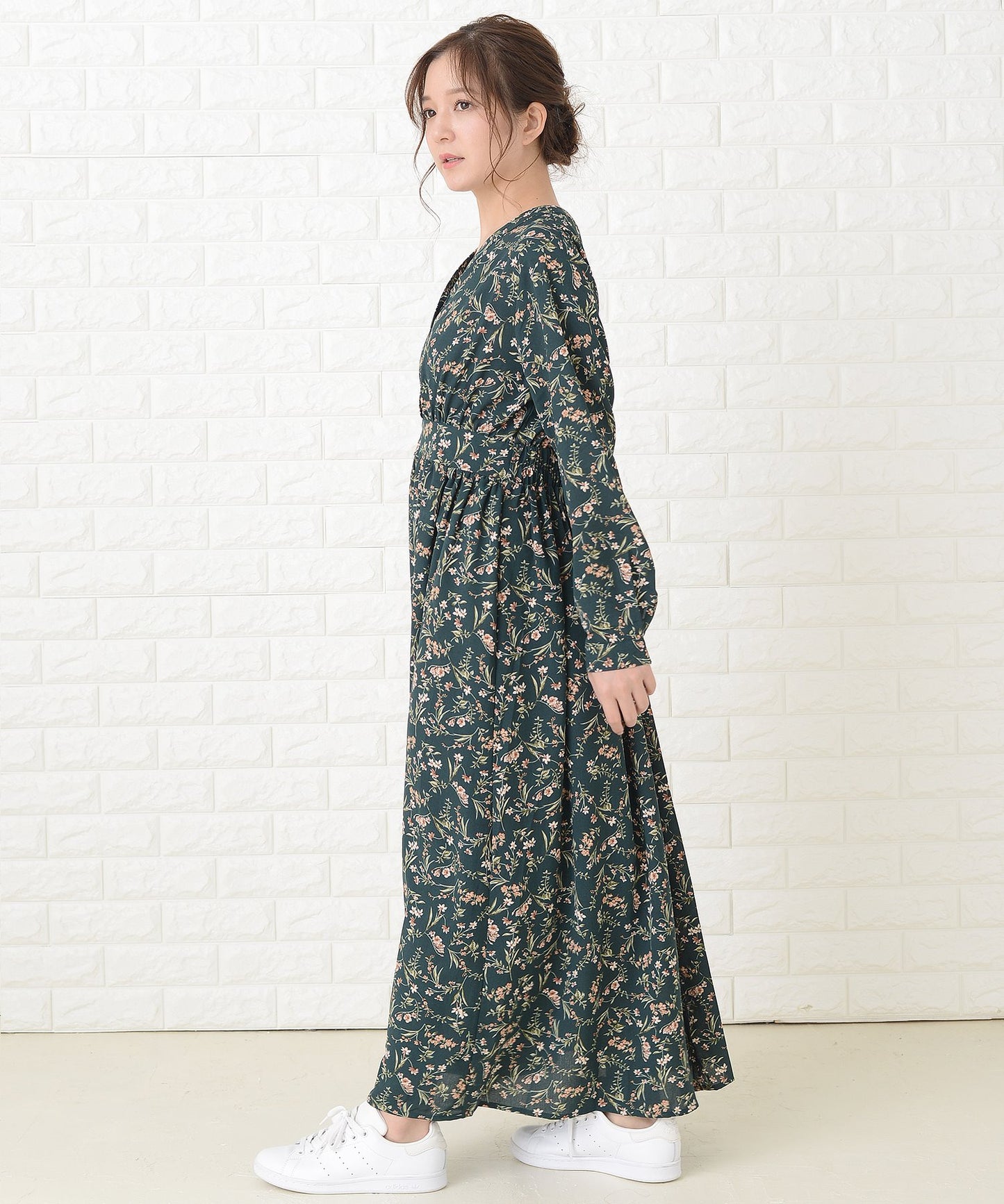花柄フレア 長袖 Vネック ロングワンピース