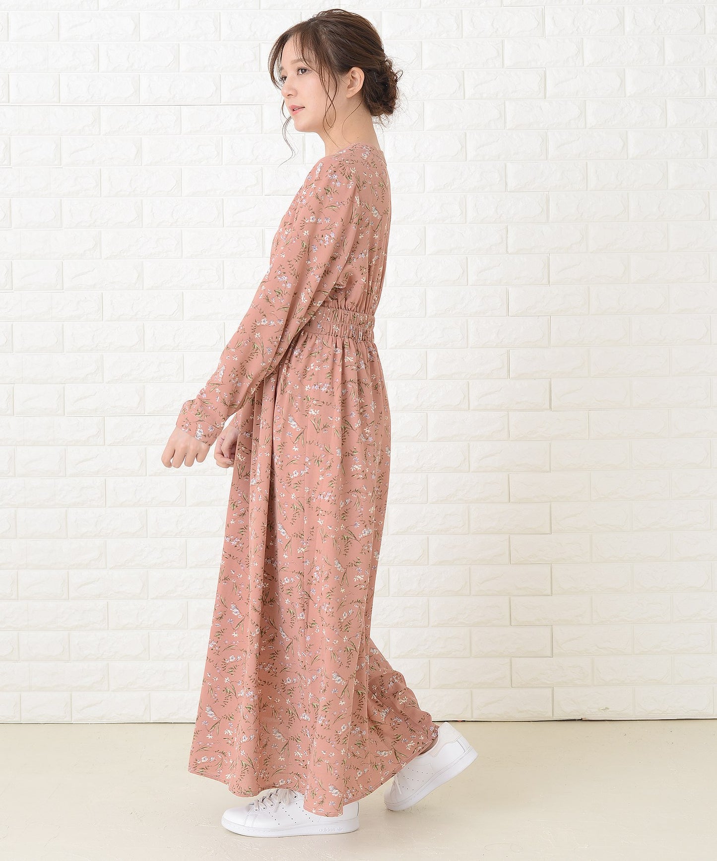 花柄フレア 長袖 Vネック ロングワンピース