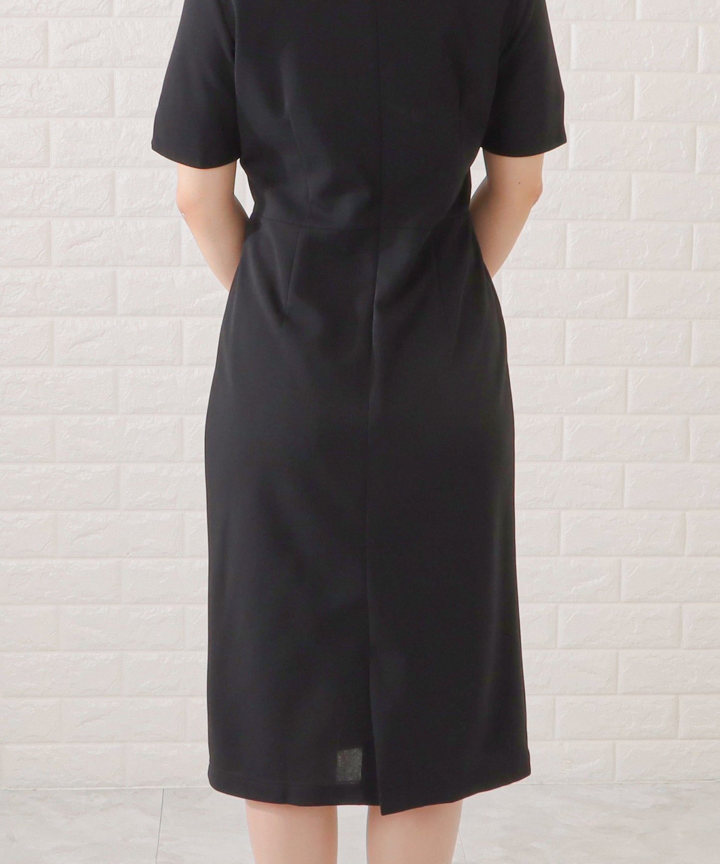 Vネックワンピース×ノーカラージャケット2点セット