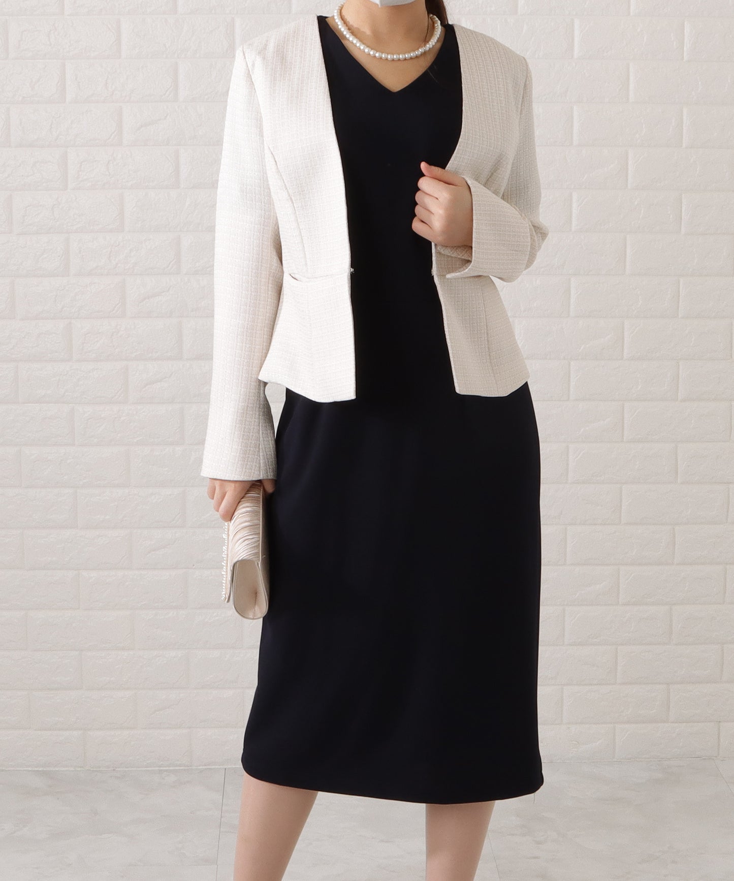 Vネックワンピース×ノーカラージャケット2点セット