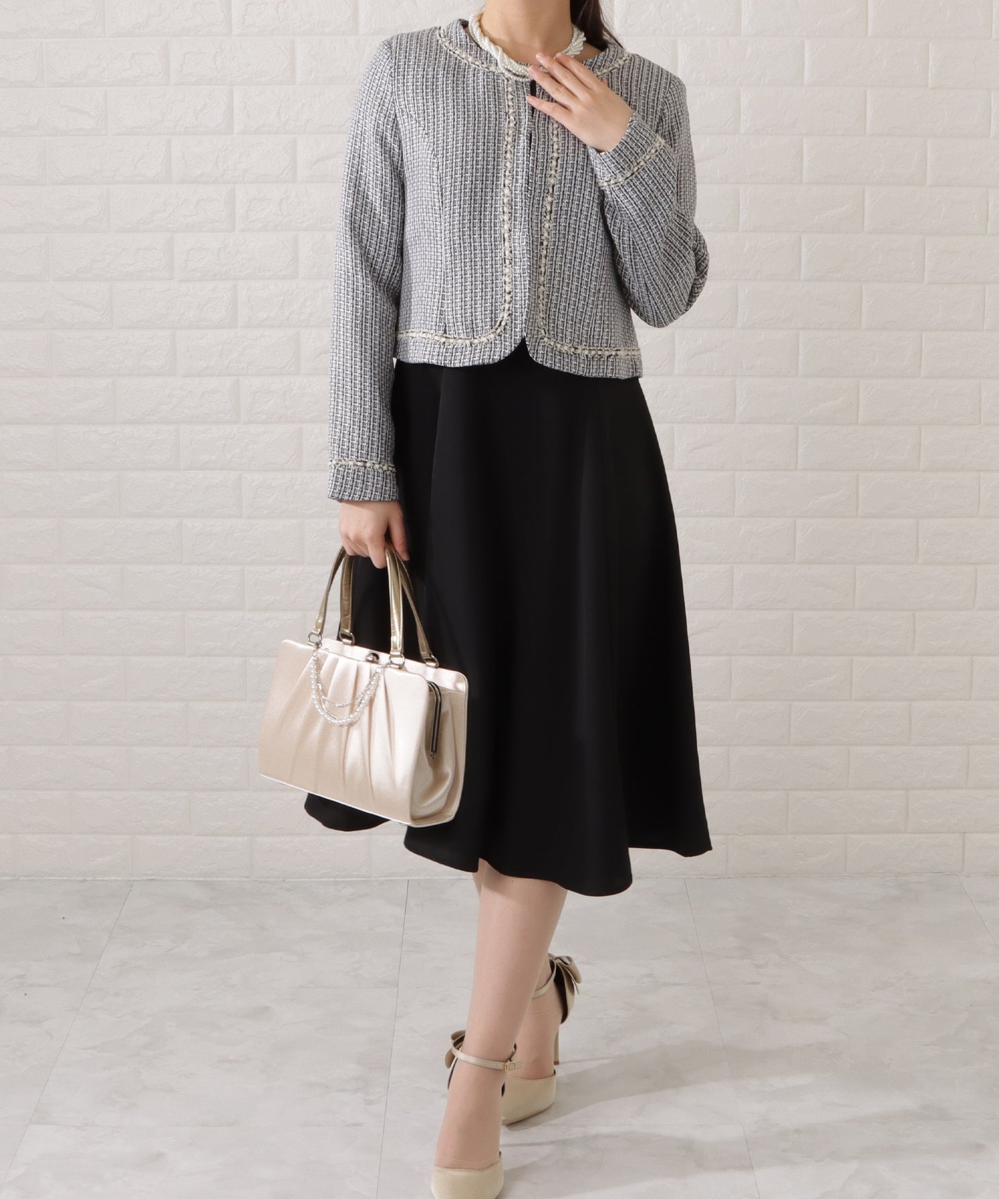 ツイード調ノーカラージャケット&タックフレアワンピースセットアップ