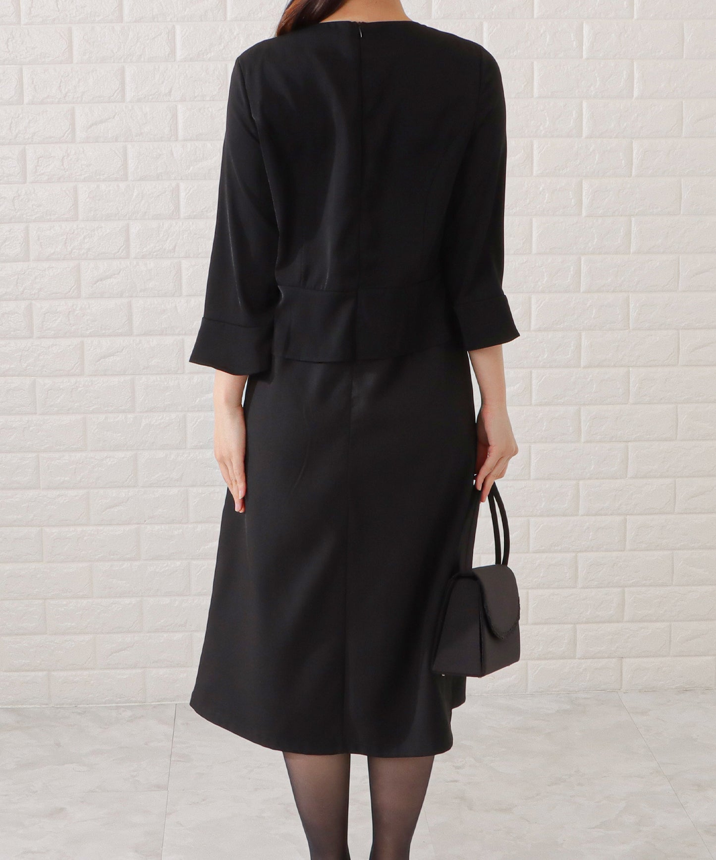 スタンドカラージャケット&セミフレアフェイクレイヤードワンピースセットアップ