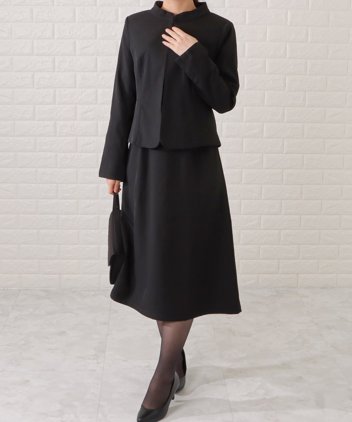 スタンドカラージャケット&セミフレアフェイクレイヤードワンピースセットアップ