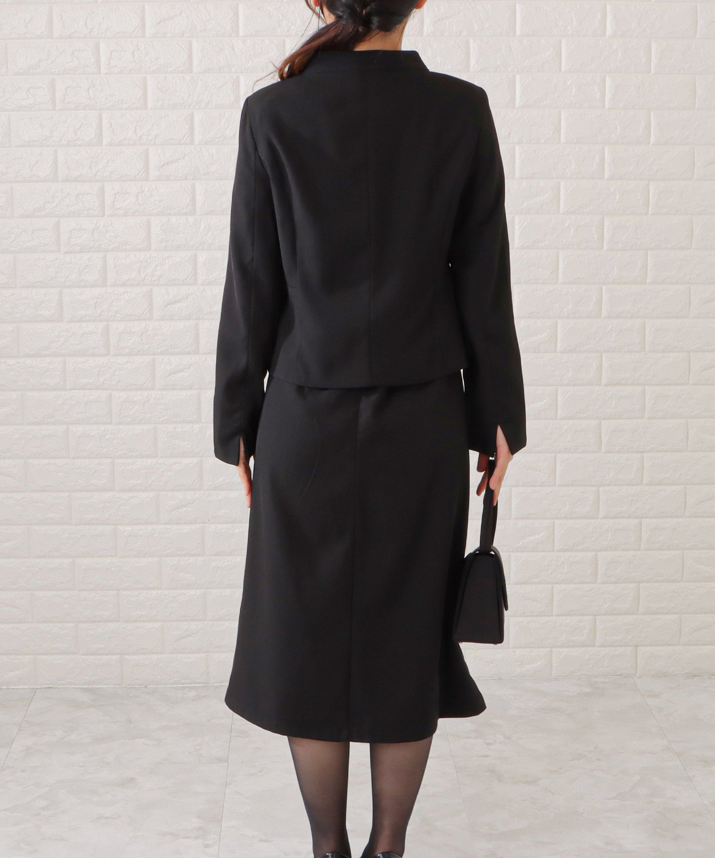 スタンドカラージャケット&セミフレアフェイクレイヤードワンピースセットアップ