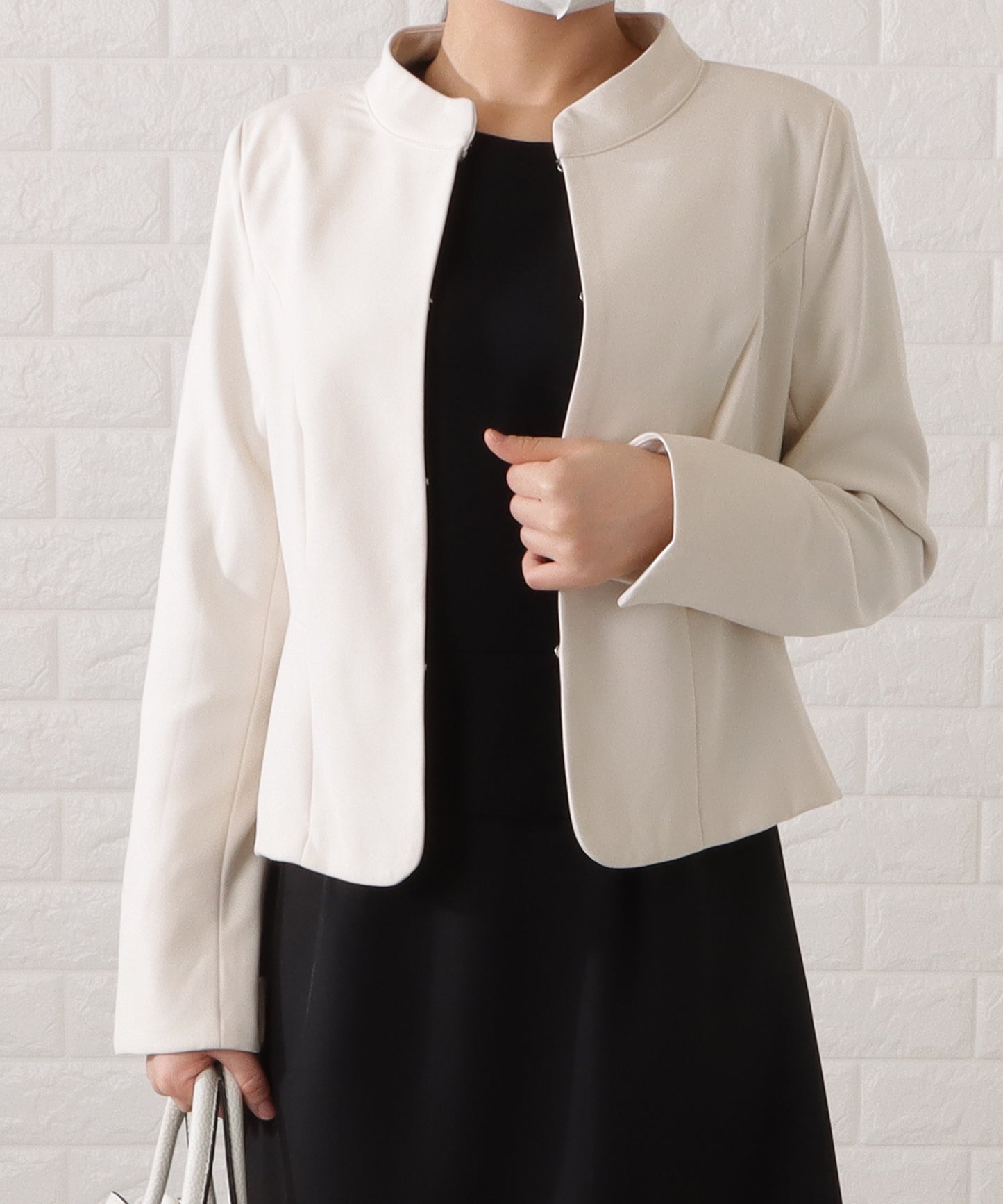 スタンドカラージャケット&セミフレアフェイクレイヤードワンピースセットアップ