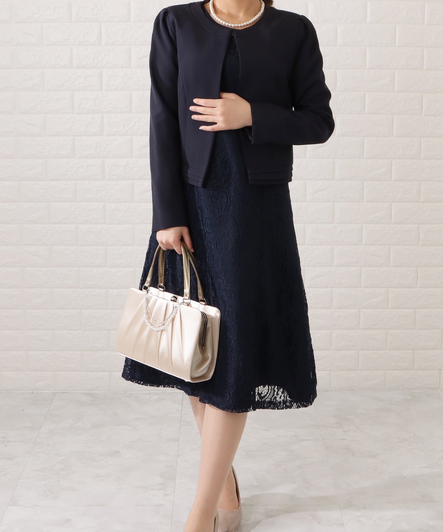 ノーカラージャケット&総レース半袖ワンピースドレス