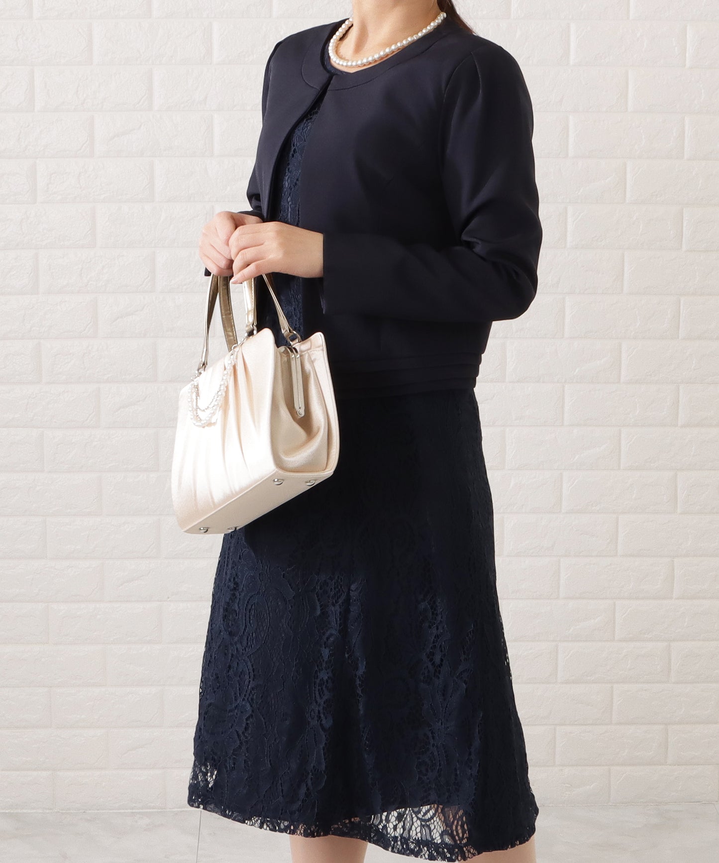 ノーカラージャケット&総レース半袖ワンピースドレス