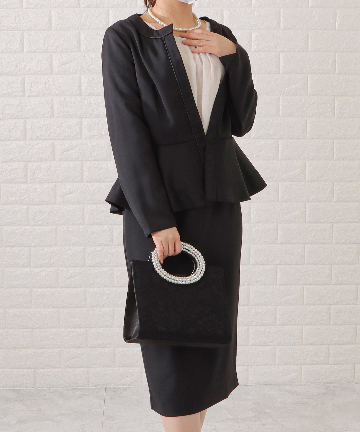 リバーシブルペプラムジャケット&スカートセットアップ