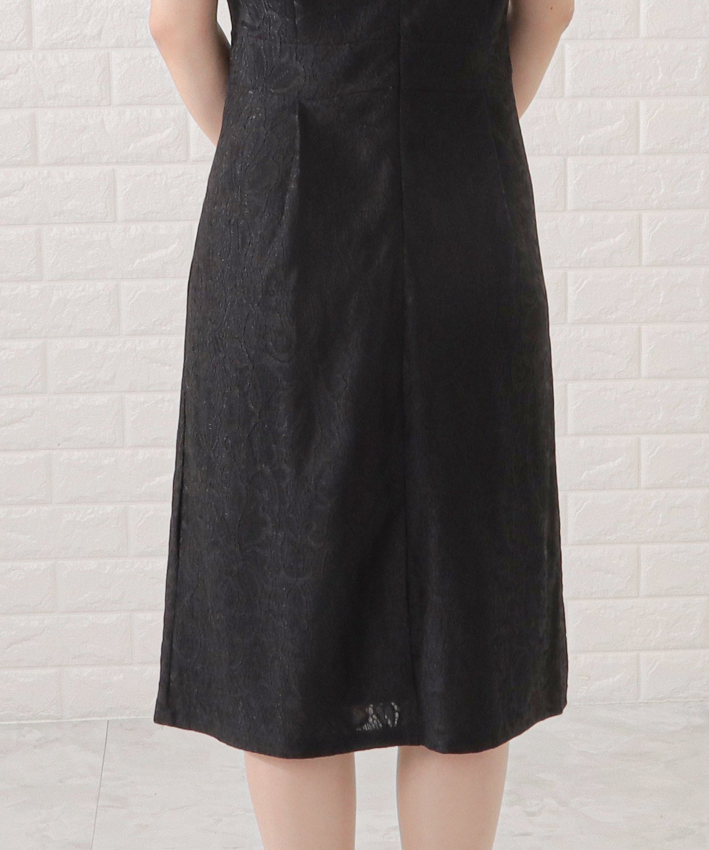 タックペプラムジャケット&レースワンピースセットアップ