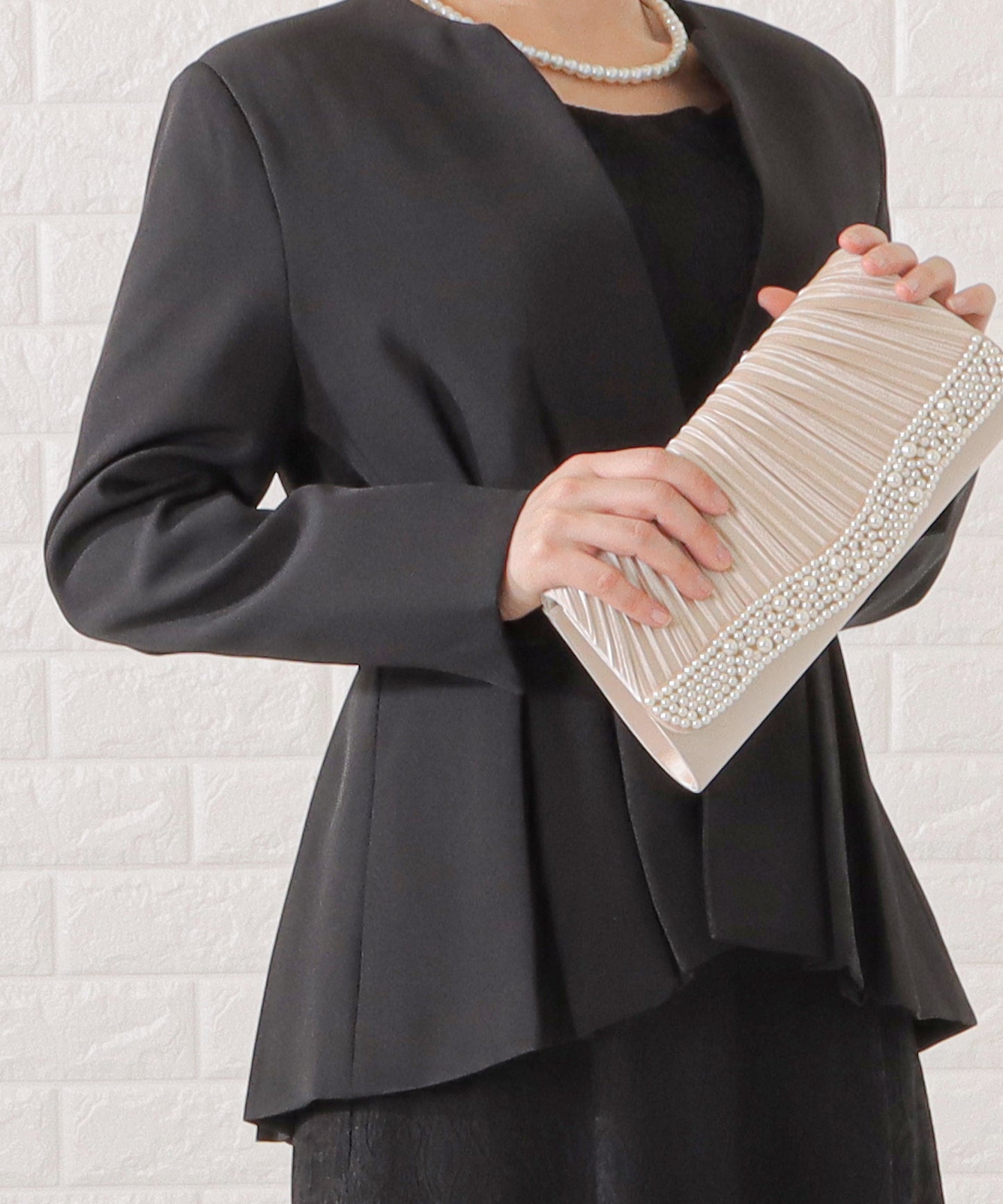 タックペプラムジャケット&レースワンピースセットアップ