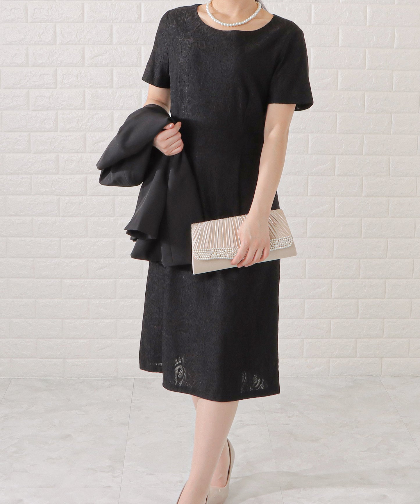 タックペプラムジャケット&レースワンピースセットアップ