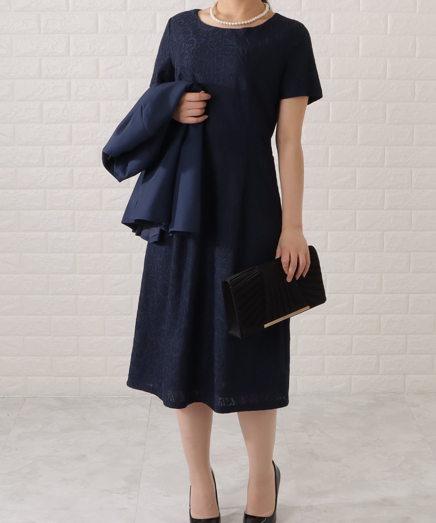 タックペプラムジャケット&レースワンピースセットアップ